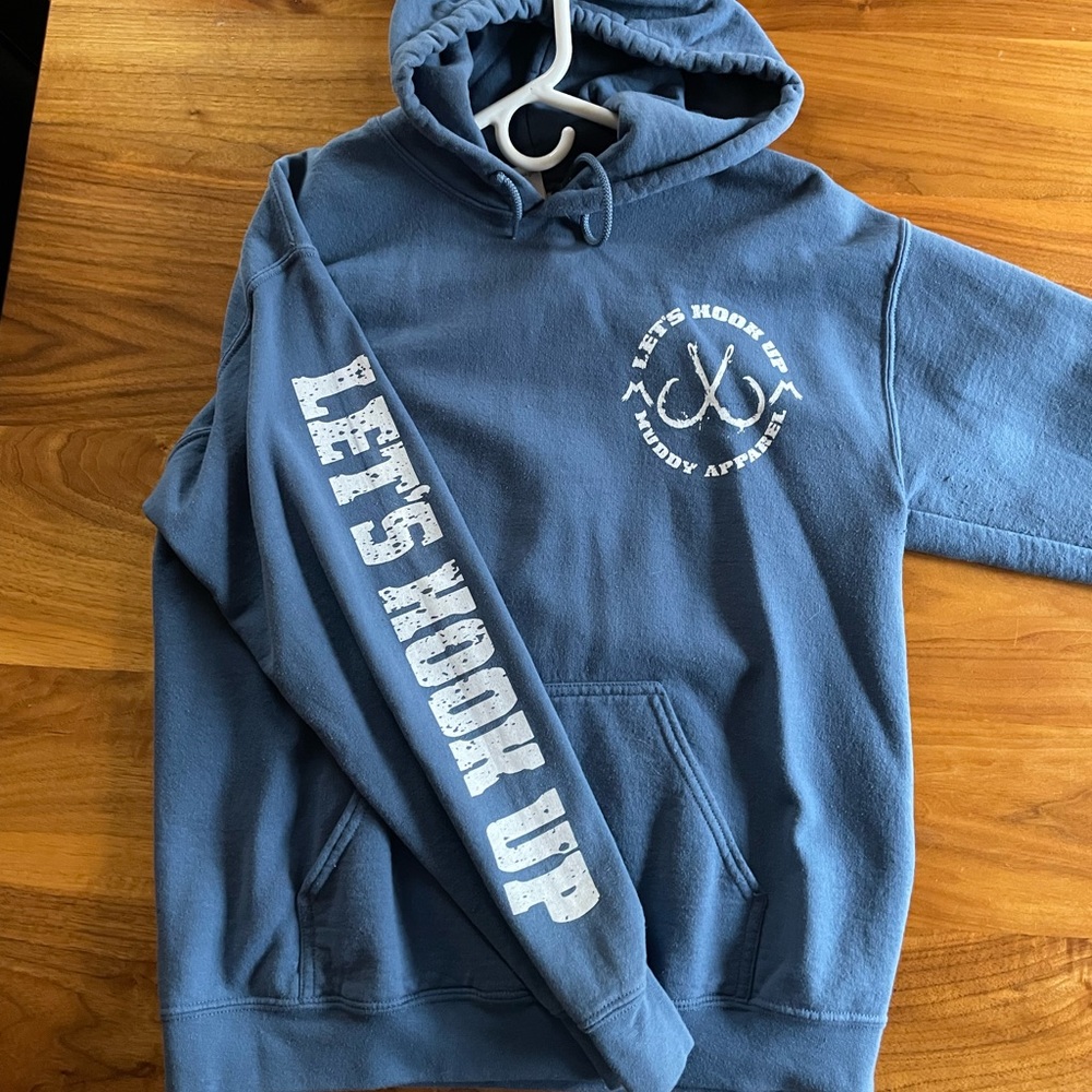 “let’s hook up” hoodie by muddy apparel medium